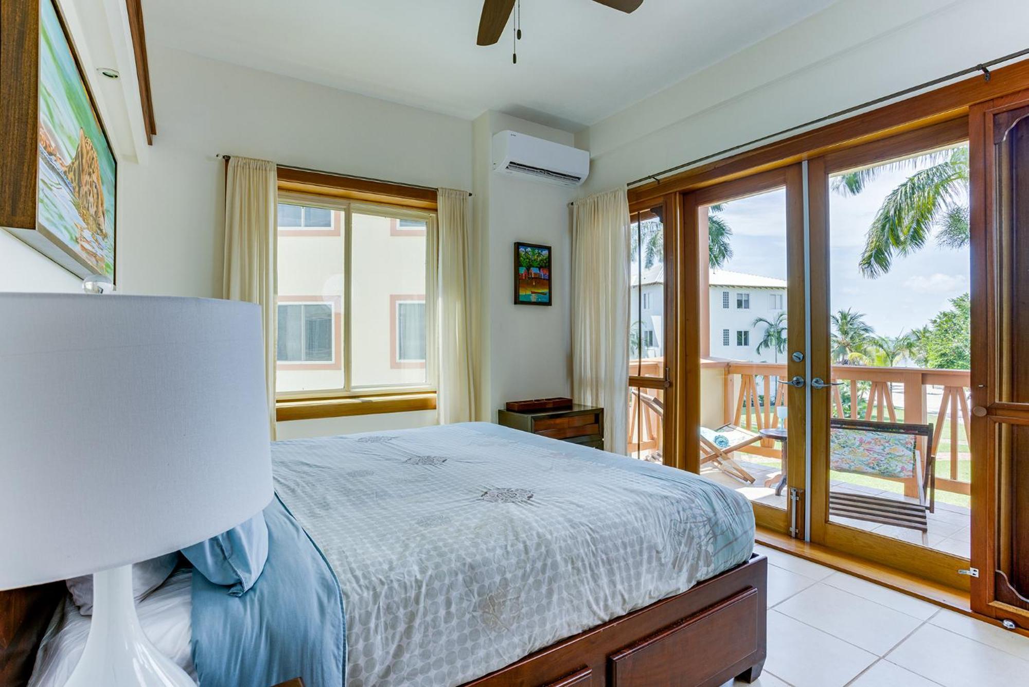 The Villas At Cocoplum Placencia Exterior photo