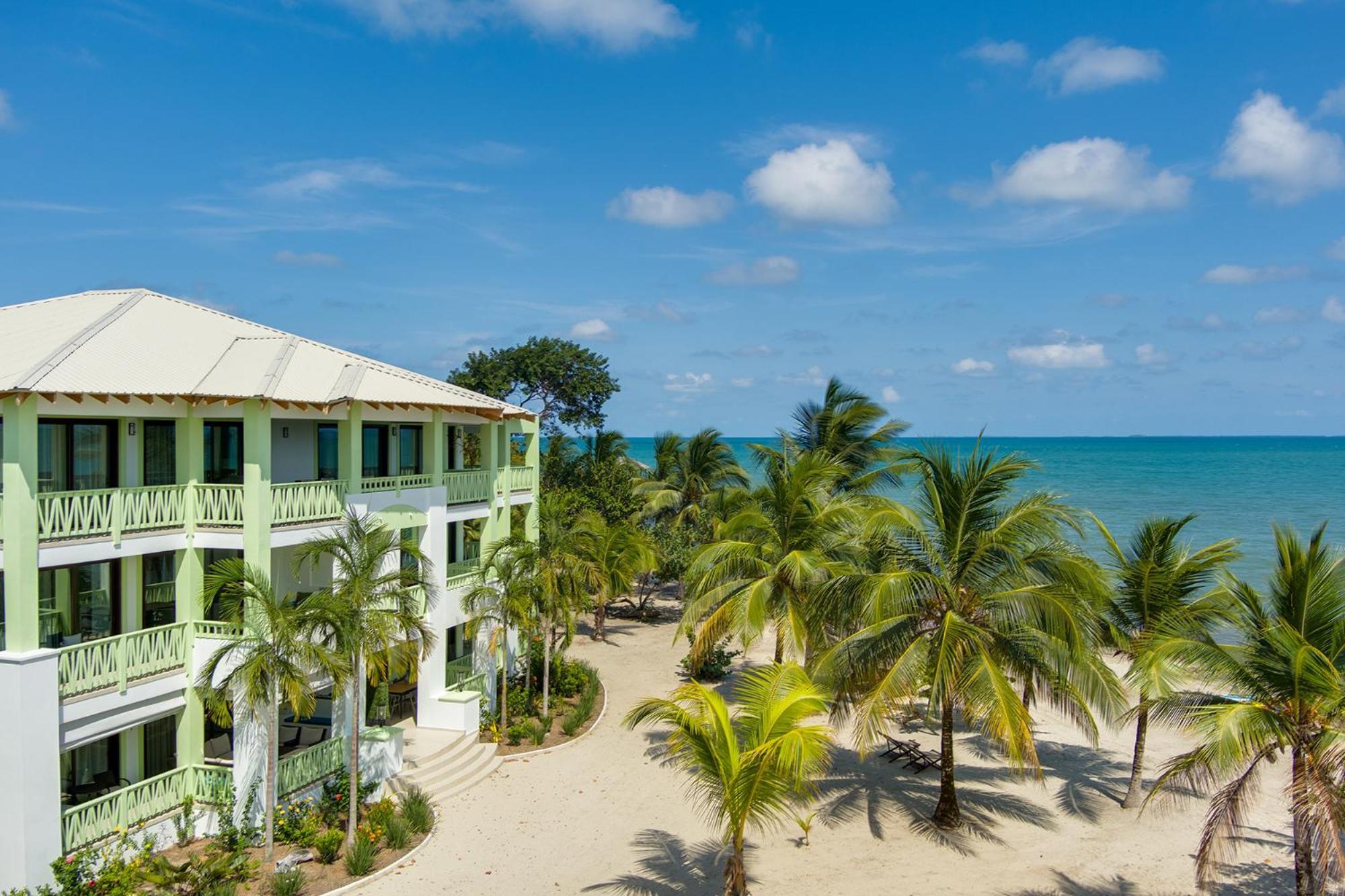 The Villas At Cocoplum Placencia Exterior photo