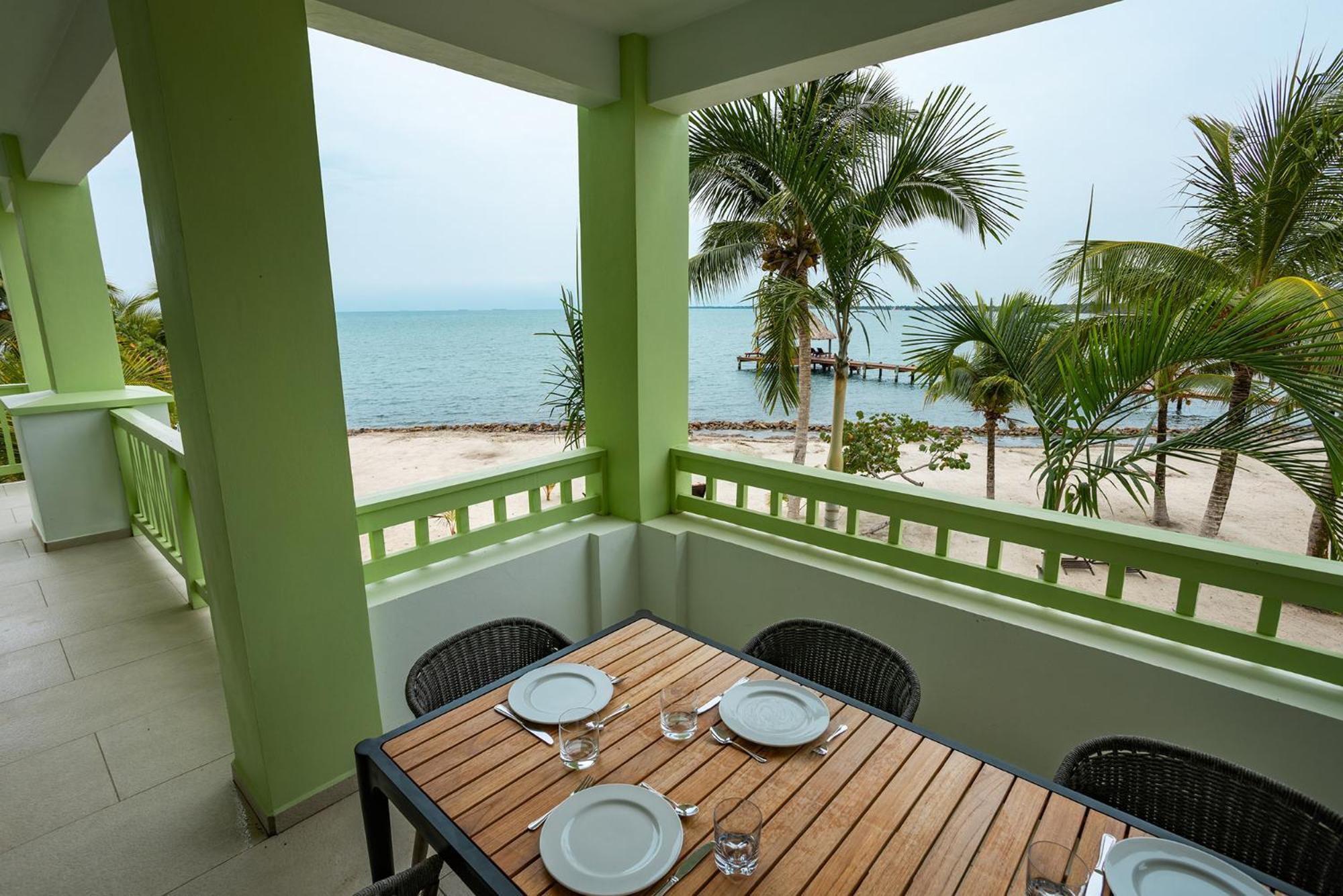 The Villas At Cocoplum Placencia Exterior photo