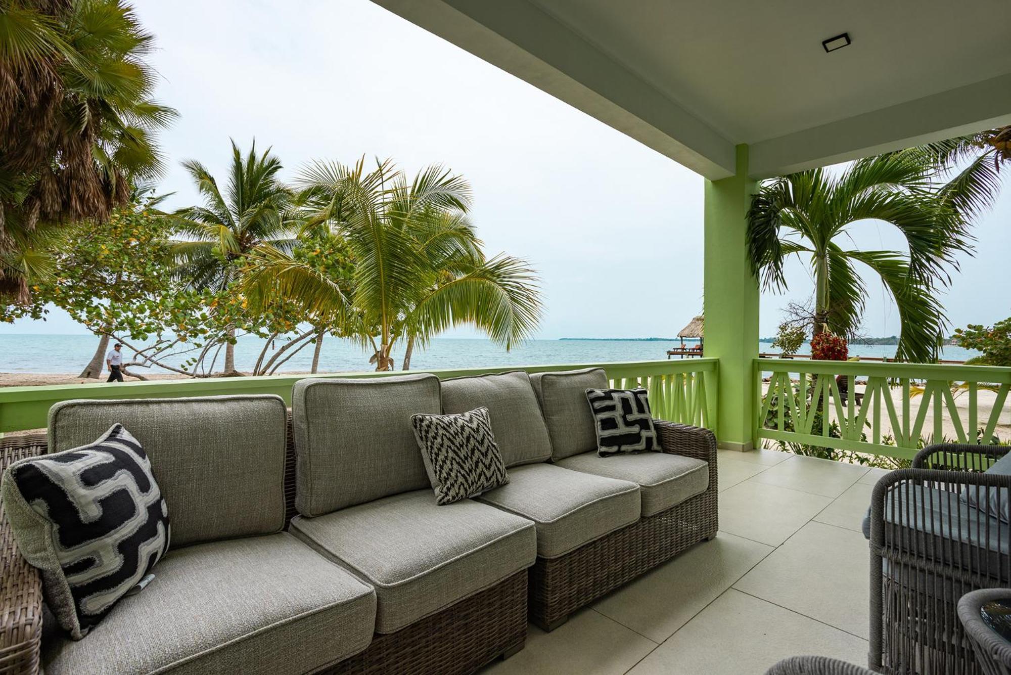 The Villas At Cocoplum Placencia Exterior photo