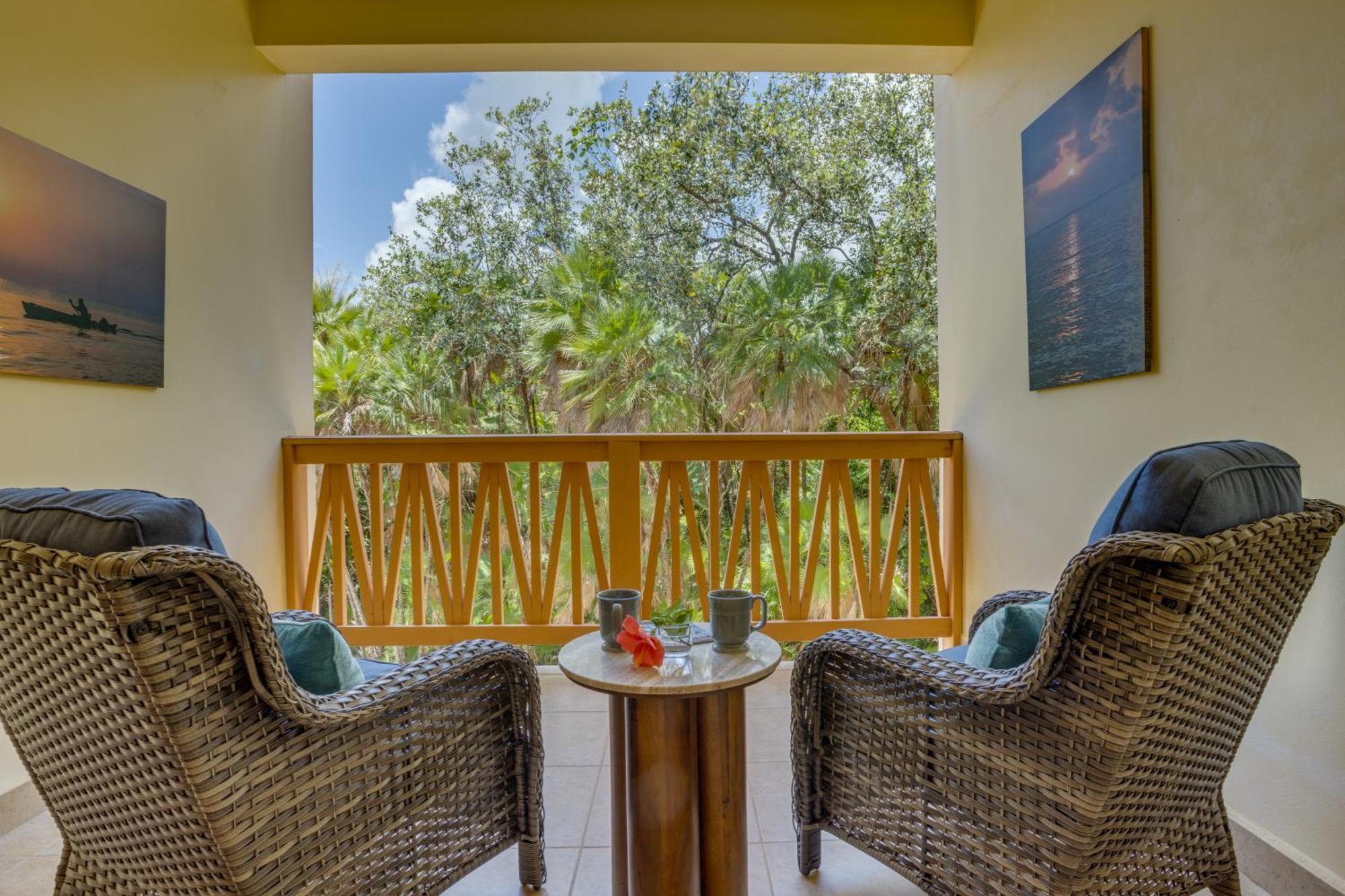The Villas At Cocoplum Placencia Exterior photo